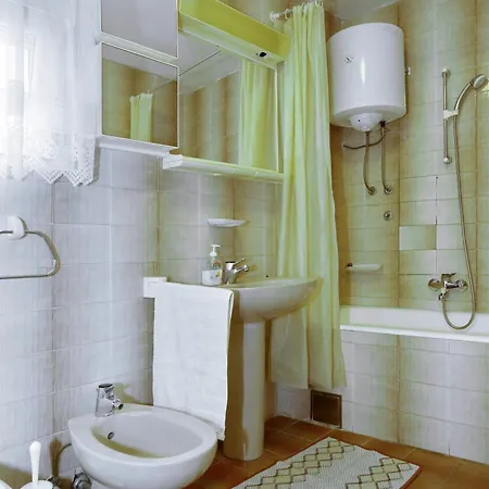 Olga Apartment *