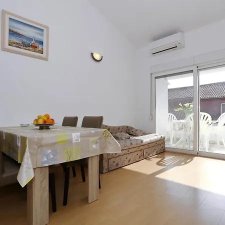 Apartment Olga Božava